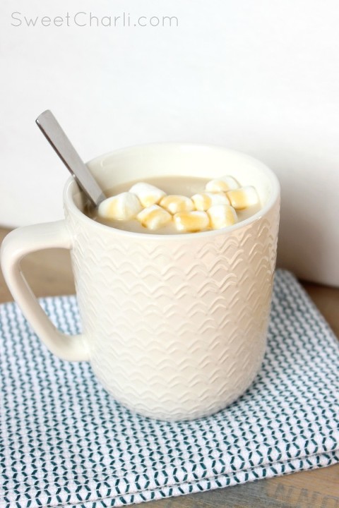 caramel cashew hot cocoa